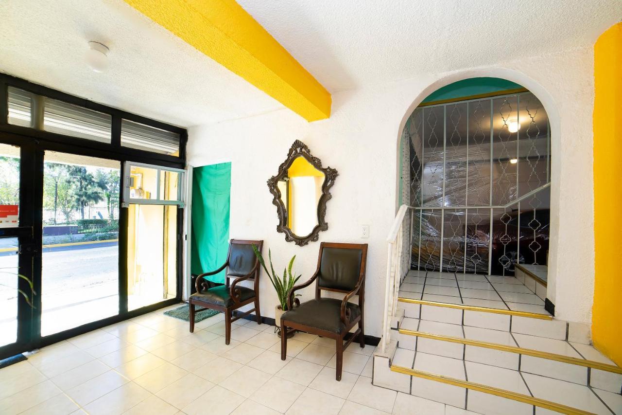Oyo Hotel Jardin Carpio Aguascalientes Exterior photo